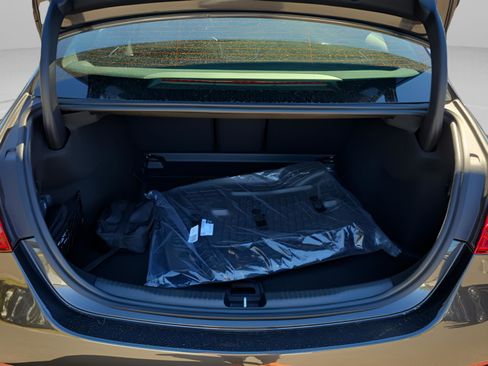 New 2026 Mercedes-Benz C 43 AMG 4MATIC Sedan image 33