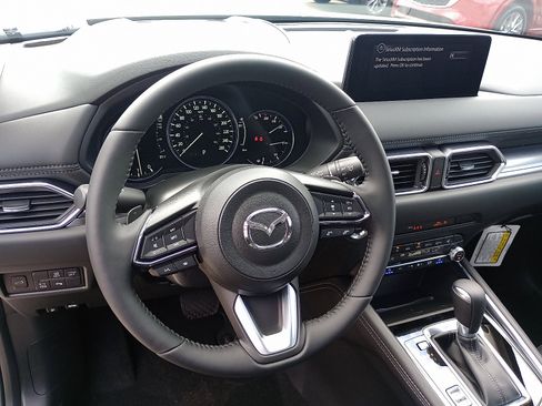 New 2025 MAZDA CX-5 AWD 2.5 S w/ Premium Plus Pkg image 9