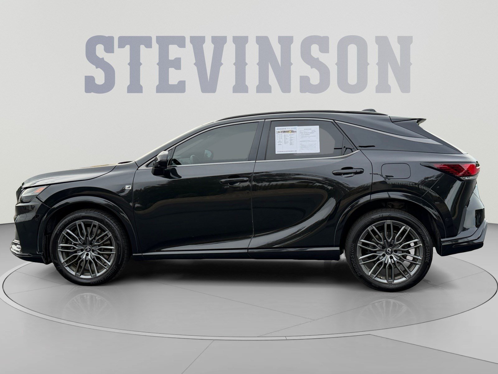 Used 2023 Lexus RX 500h F Sport w/ Accessory Package (Z1) AWD/4WD image 2