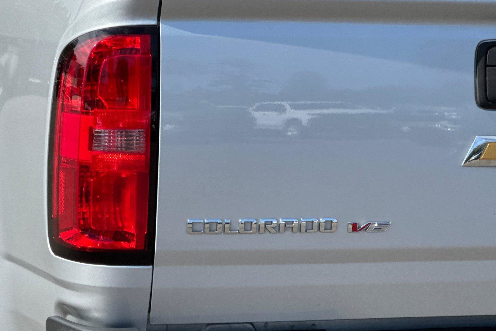Used 2018 Chevrolet Colorado LT w/ LT Convenience Package RWD image 28