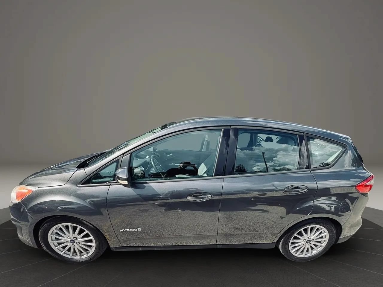 Used 2016 Ford C-MAX SE FWD image 2