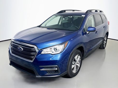 Used 2022 Subaru Ascent Premium w/ Convenience Package image 4