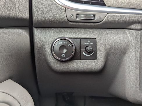 Used 2015 Chevrolet Traverse LS AWD/4WD image 18