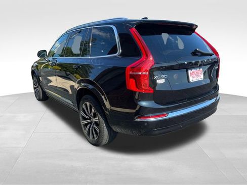 Used 2024 Volvo XC90 B6 Plus AWD/4WD image 5