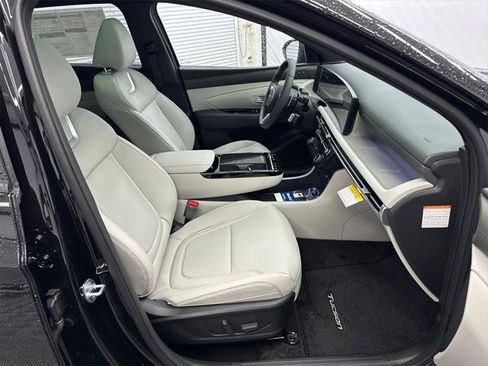 New 2026 Hyundai Tucson Limited image 15