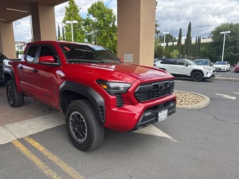 Certified 2024 Toyota Tacoma TRD Off-Road w/ TRD Off Road Upgrade Package AWD/4WD image 1
