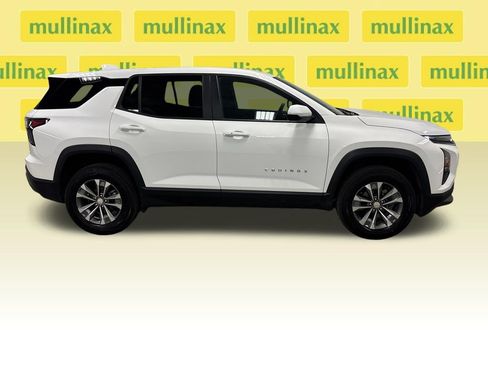 Used 2026 Chevrolet Equinox LT FWD image 19