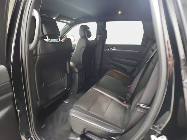 Used 2021 Jeep Grand Cherokee Laredo X AWD/4WD image 12