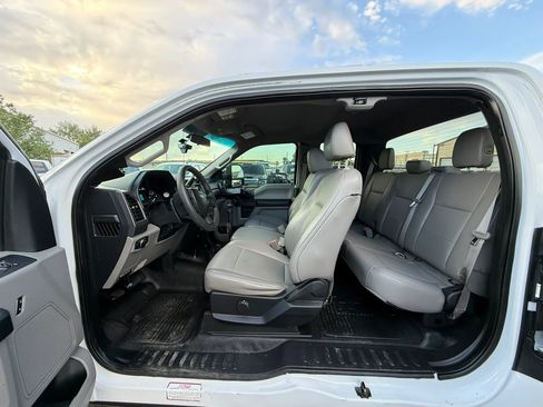 Used 2018 Ford F250 XL w/ Power Equipment Group AWD/4WD image 20