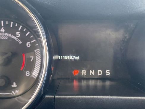 Used 2017 Ford Mustang Premium image 8