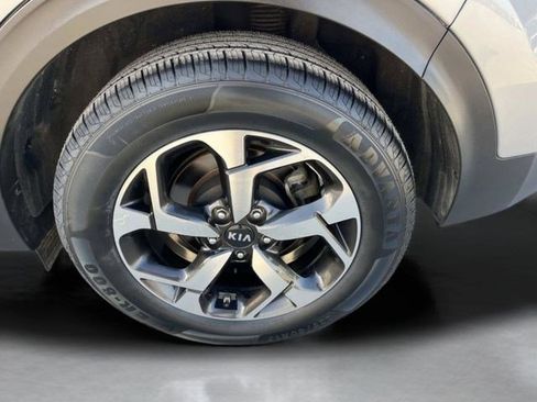 Certified 2020 Kia Sportage LX image 37