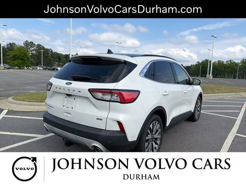 Used 2020 Ford Escape Titanium w/ Titanium Premium Package 2.0 FWD image 9