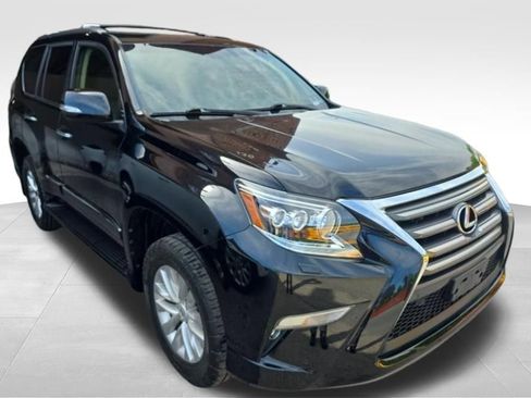 Used 2019 Lexus GX 460 Premium AWD/4WD image 2