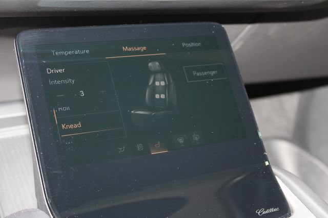 Certified 2026 Cadillac Vistiq Platinum w/ LPO, Floor Liner Package AWD/4WD image 20