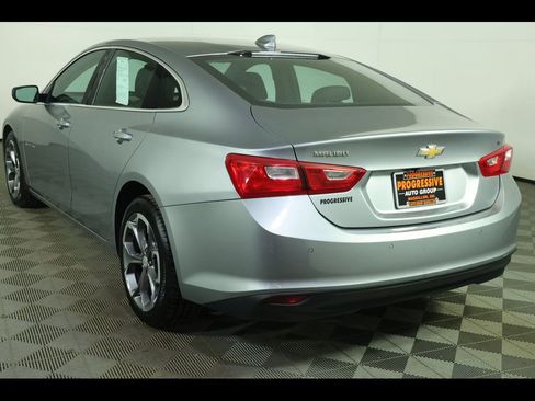 Used 2024 Chevrolet Malibu LT image 16