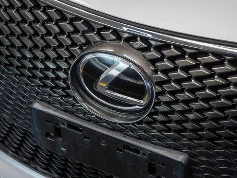 Used 2016 Lexus IS 200t RWD image 8