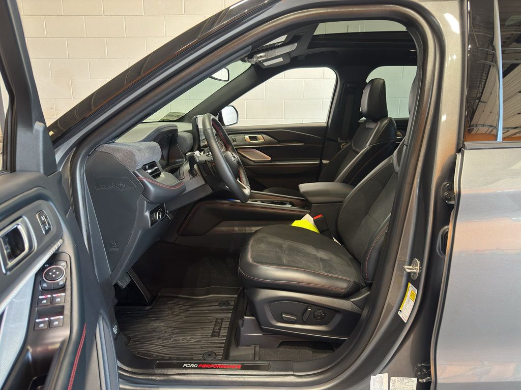 Used 2026 Ford Explorer ST AWD/4WD image 18