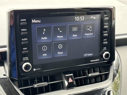 Used 2022 Toyota Corolla Cross LE FWD image 21