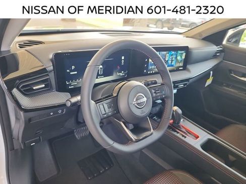 New 2026 Nissan Kicks SR w/ Cold Weather Package FWD image 10