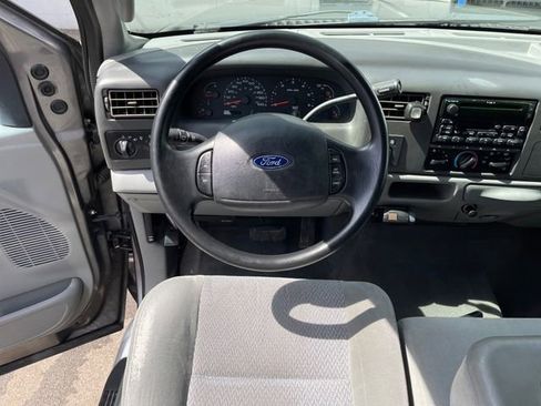 Used 2003 Ford F250 XLT image 13