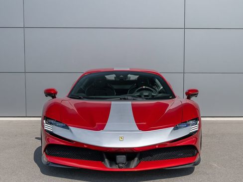 Certified 2025 Ferrari SF90 Spider AWD/4WD image 3