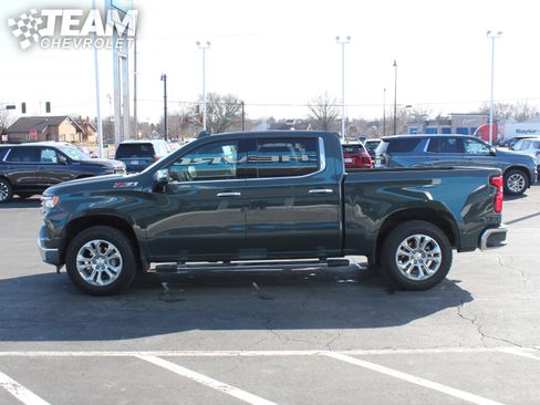 Certified 2025 Chevrolet Silverado 1500 LTZ w/ Z71 Off-Road Package image 7