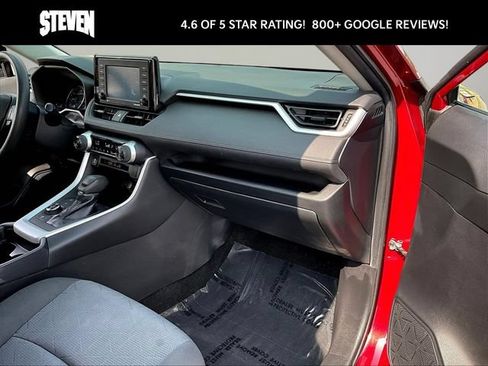 Used 2020 Toyota RAV4 XLE w/ Carpet Mat Package AWD/4WD image 33