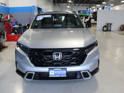 Used 2024 Honda CR-V Sport Touring image 3