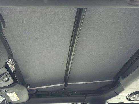 Used 2021 Jeep Wrangler Unlimited Sport image 27