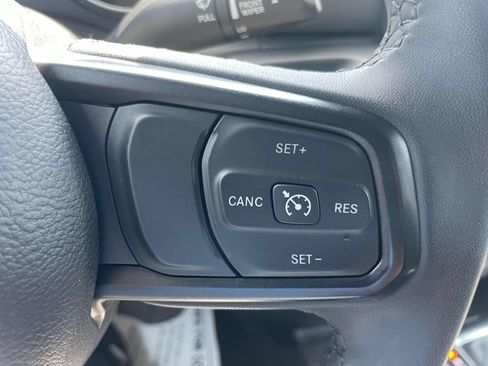 Used 2023 Jeep Wrangler Unlimited Sport AWD/4WD image 26