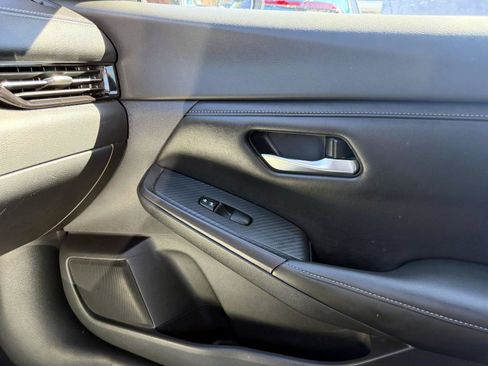 Used 2020 Nissan Sentra SV FWD image 30