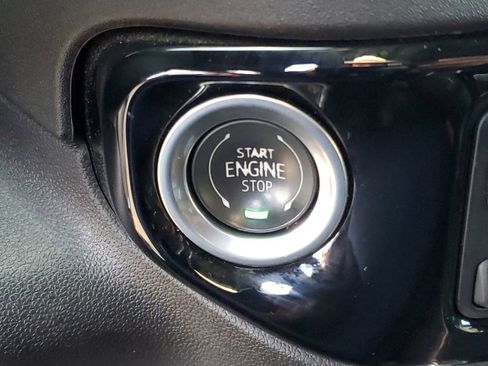 Used 2024 Chevrolet Silverado 1500 High Country image 15