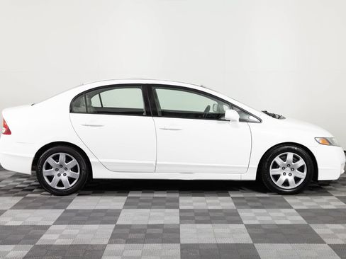 Used 2010 Honda Civic LX image 9