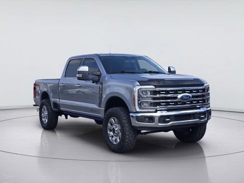 Used 2023 Ford F250 Lariat w/ Tow Technology Package AWD/4WD image 4