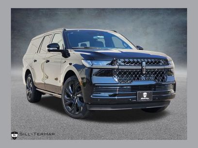 New 2027 Lincoln Navigator L Reserve w/ Jet Appearance Package