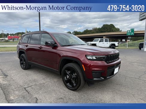 New 2025 Jeep Grand Cherokee L Laredo image 4