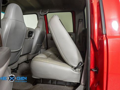 Used 2001 Ford F350 Lariat AWD/4WD image 23