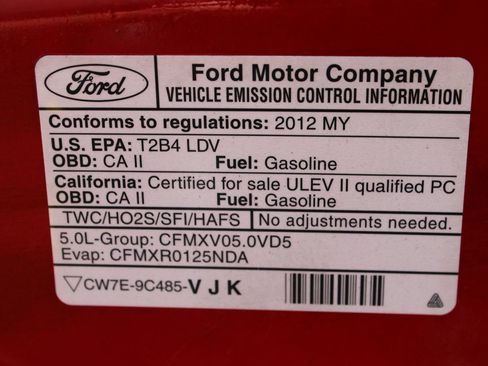 Used 2012 Ford Mustang GT Premium RWD image 27