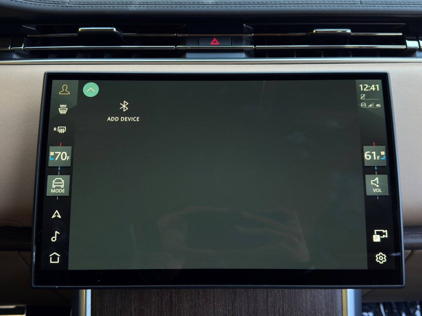 Used 2024 Land Rover Range Rover Long Wheelbase SE AWD/4WD image 36