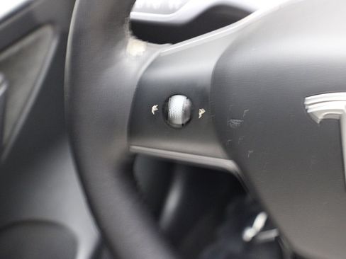 Used 2022 Tesla Model 3 image 42