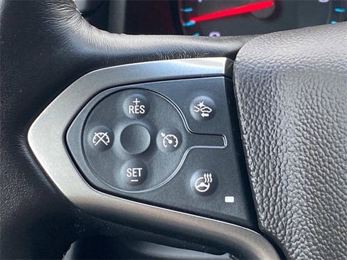 Used 2019 Chevrolet Suburban Premier image 22