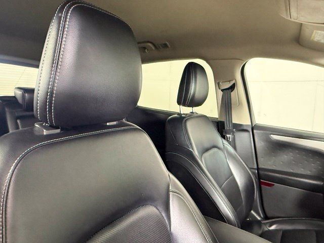 Used 2020 Ford Escape SEL FWD image 30