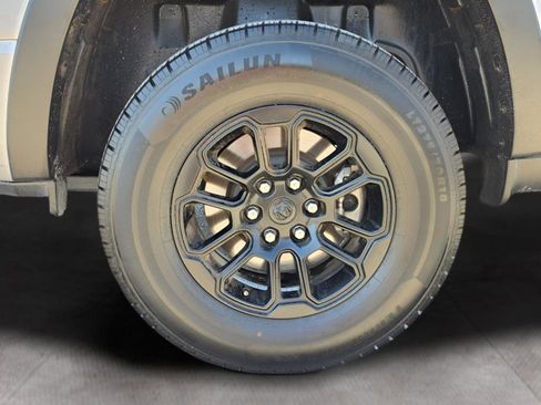 Used 2025 RAM 1500 Rebel w/ Rebel Level 1 Equipment Group AWD/4WD image 33