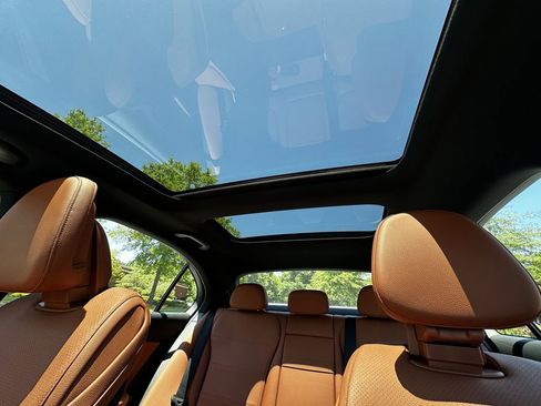 Certified 2025 Mercedes-Benz C 300 Sedan image 33