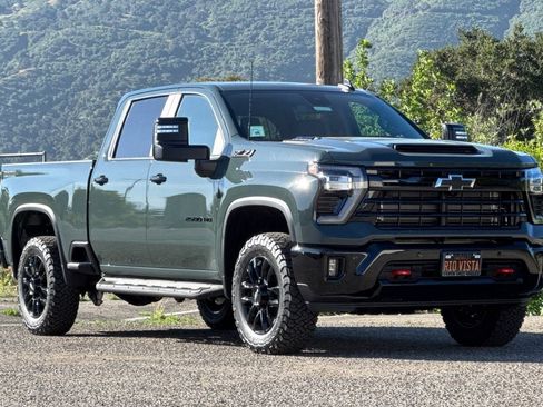 New 2026 Chevrolet Silverado 2500 LT w/ Trail Boss Package AWD/4WD image 2