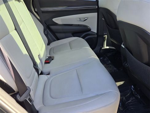 Certified 2022 Hyundai Tucson Limited image 15