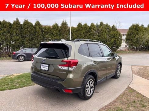 Certified 2023 Subaru Forester Premium AWD/4WD image 3
