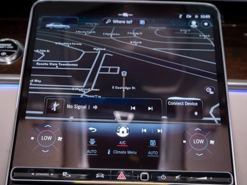 New 2026 Mercedes-Benz S 500 4MATIC image 17