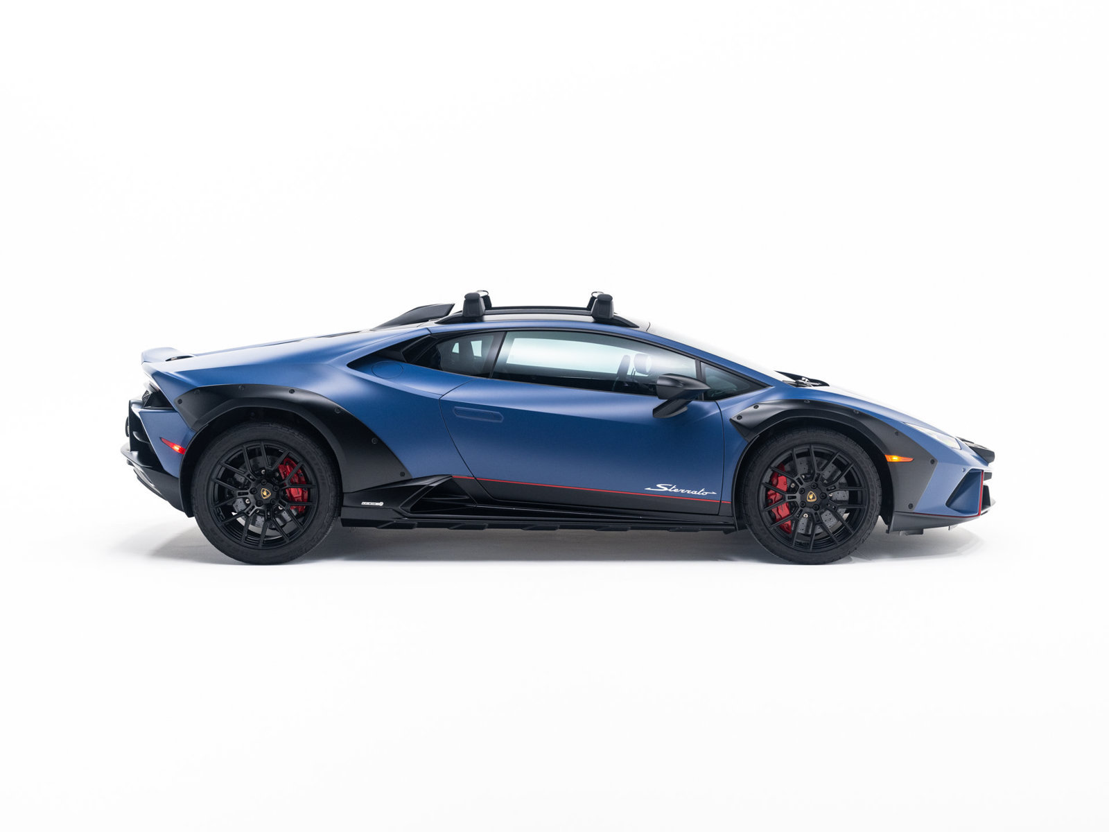 Used 2023 Lamborghini Huracan Sterrato AWD/4WD image 7