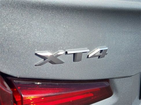 Used 2023 Cadillac XT4 Premium Luxury image 12